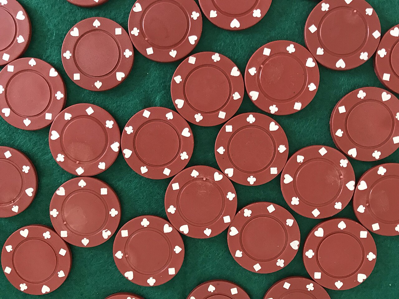 FairPlay Roulette Betting Layout: chips placed across the inside and outside sections of the roulette table